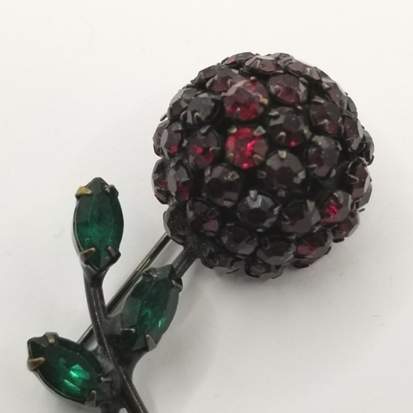 Warner Vintage Cherry Brooch Pin Japanned Rhinestone Black Back Fruit 3D Red - Picture 6 of 15